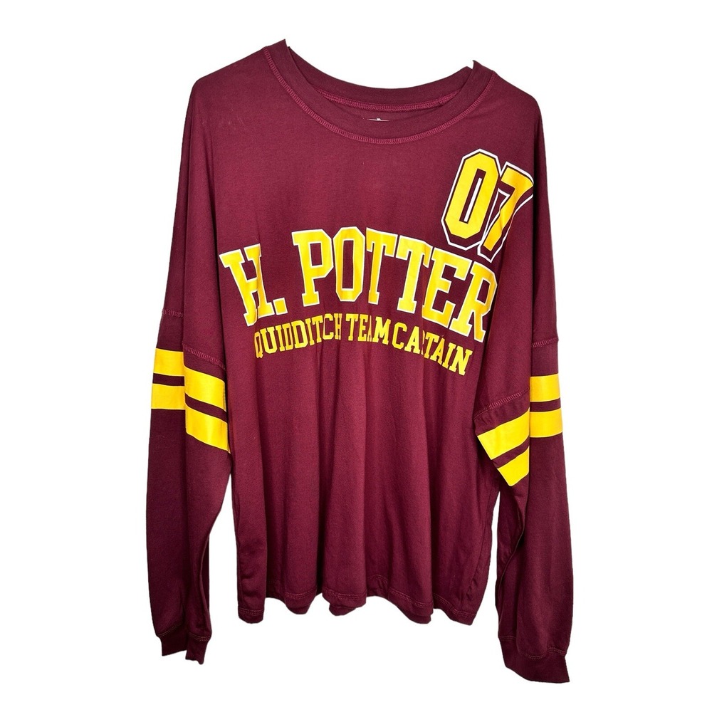 Harry Potter Gryffindor Quidditch Team Captain Shirt XXL Maroon Long Sleeve Tee